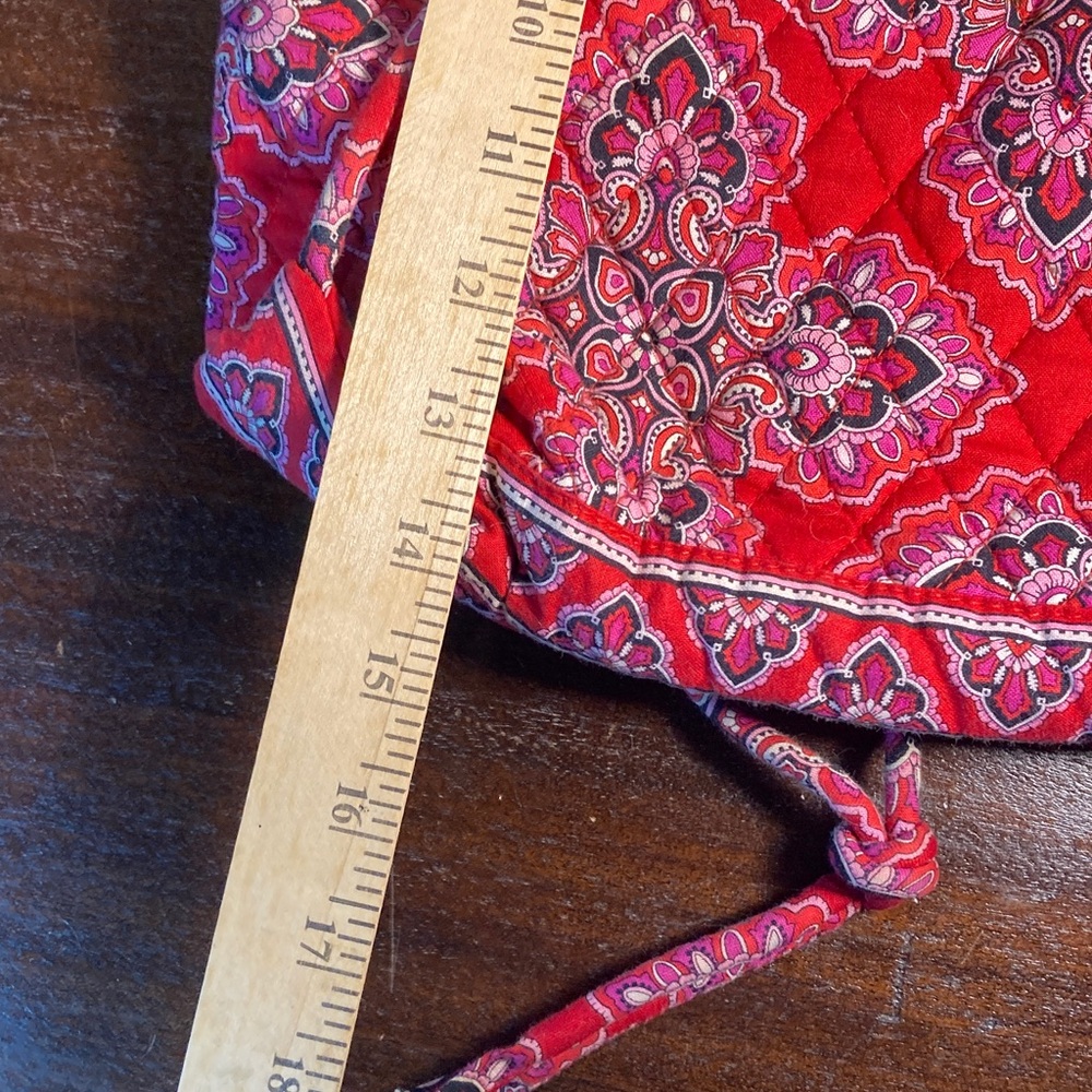 Vera Bradley Red Quilted Paisley Drawstring Tote - Picture 6 of 7